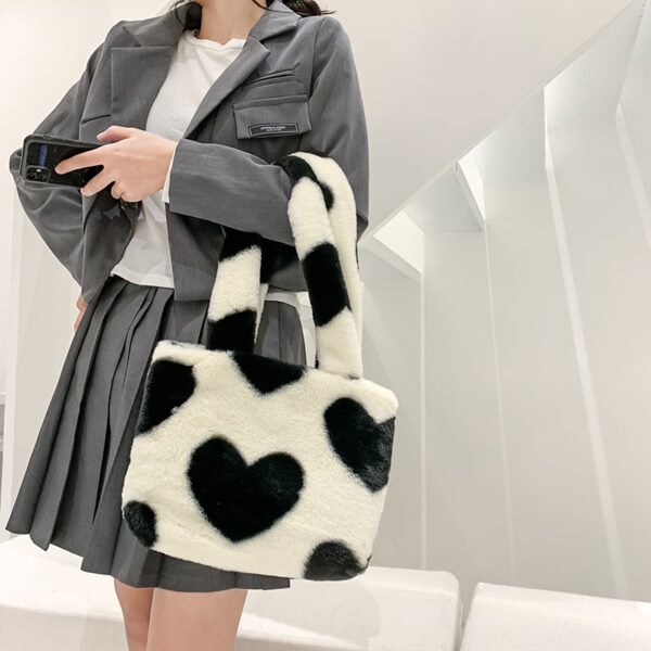 Fashion Love Heart Womens Furry Fluffy Bag - Image 6